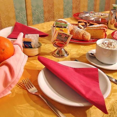דימארו Jolly B&B - Affittacamere מראה חיצוני תמונה